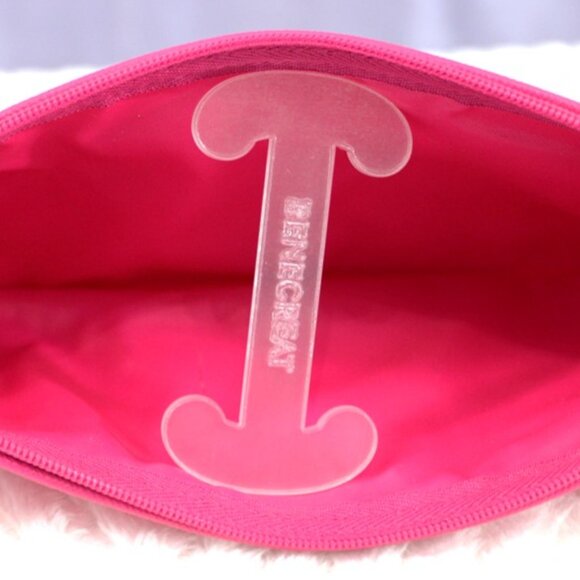 Set of 2 Cosmetic or Pencil Pouches – “Pencil It In” (White) & “Love” (Hot Pink) - Picture 4 of 5